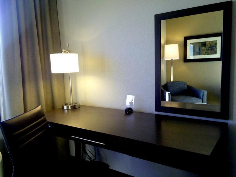 Wingate By Wyndham Sidney Hotel Luaran gambar